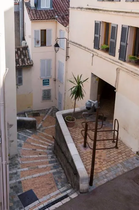 Le Suquet - Charming Apartment 戛纳